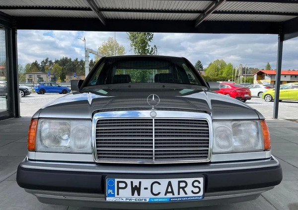 Mercedes-Benz W124 (1984-1993) cena 43900 przebieg: 406000, rok produkcji 1991 z Hajnówka małe 79